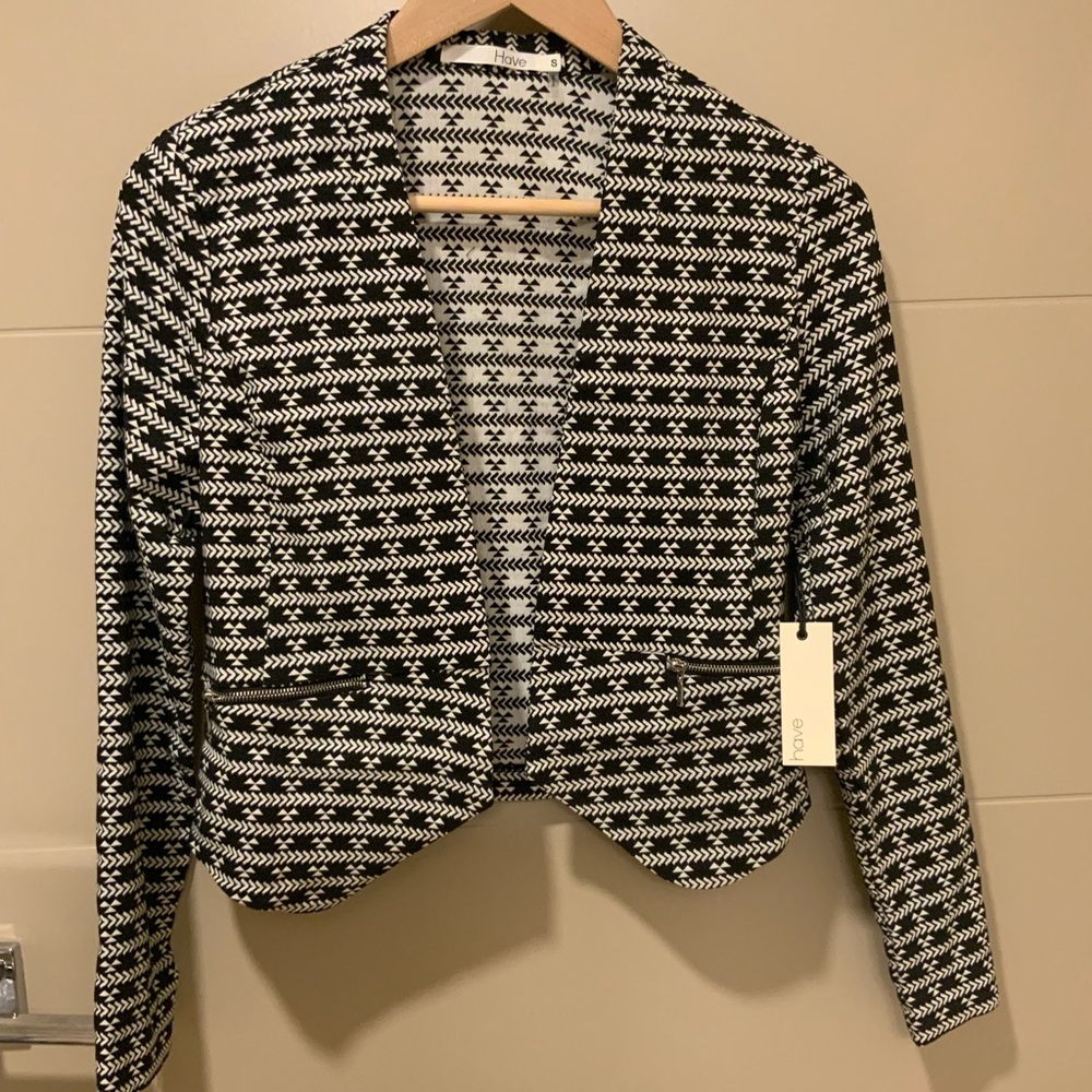 Women’s blazer, new with tag